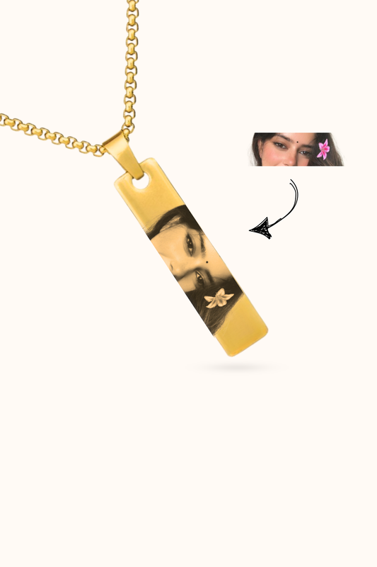 Customise eye pendant